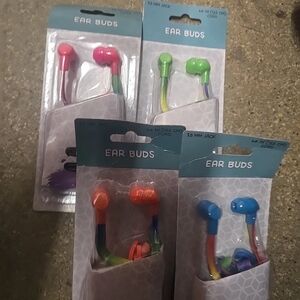 Set Of 4 E-CIRCUIT EarBuds Lightweight Comfortable 48 INCH CORD 3.5mm audio Jack